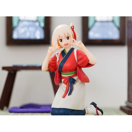 Lycoris Recoil Chisato Nishikigi Premium Perching Figure